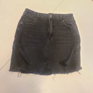 WILD FABLE Black Jean mini skirt, Size 2